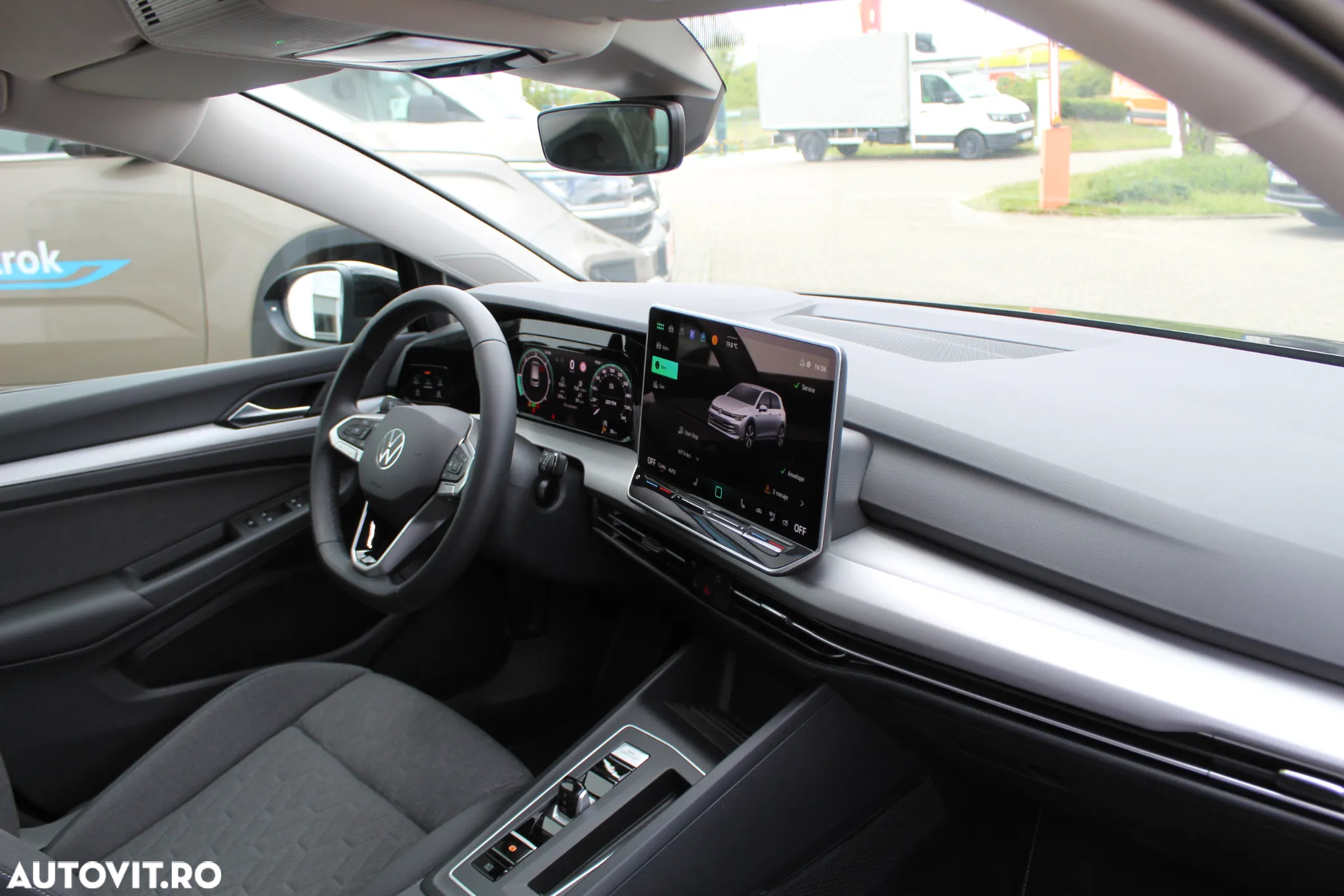 Volkswagen Golf 2.0 TDI DSG Life - 11