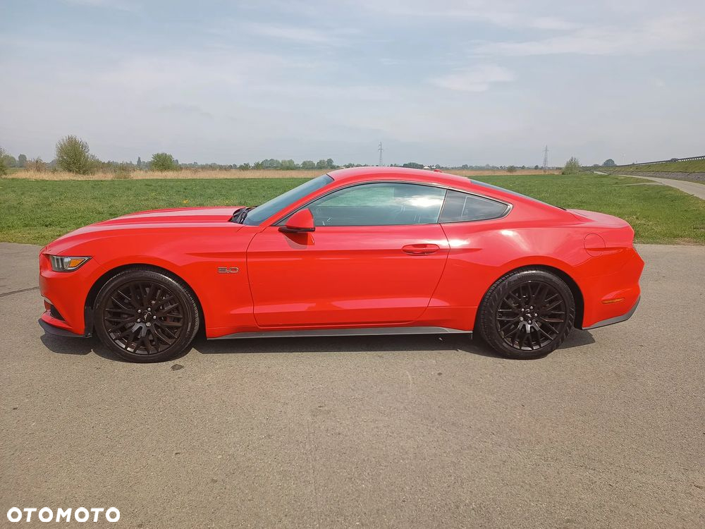 Ford Mustang 5.0 V8 GT - 10