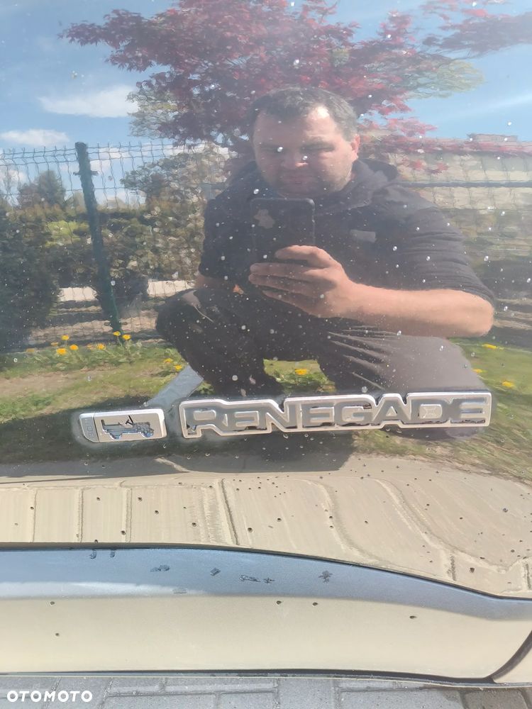 Jeep Renegade 1.0 T-GDI 80th Anniversary - 10