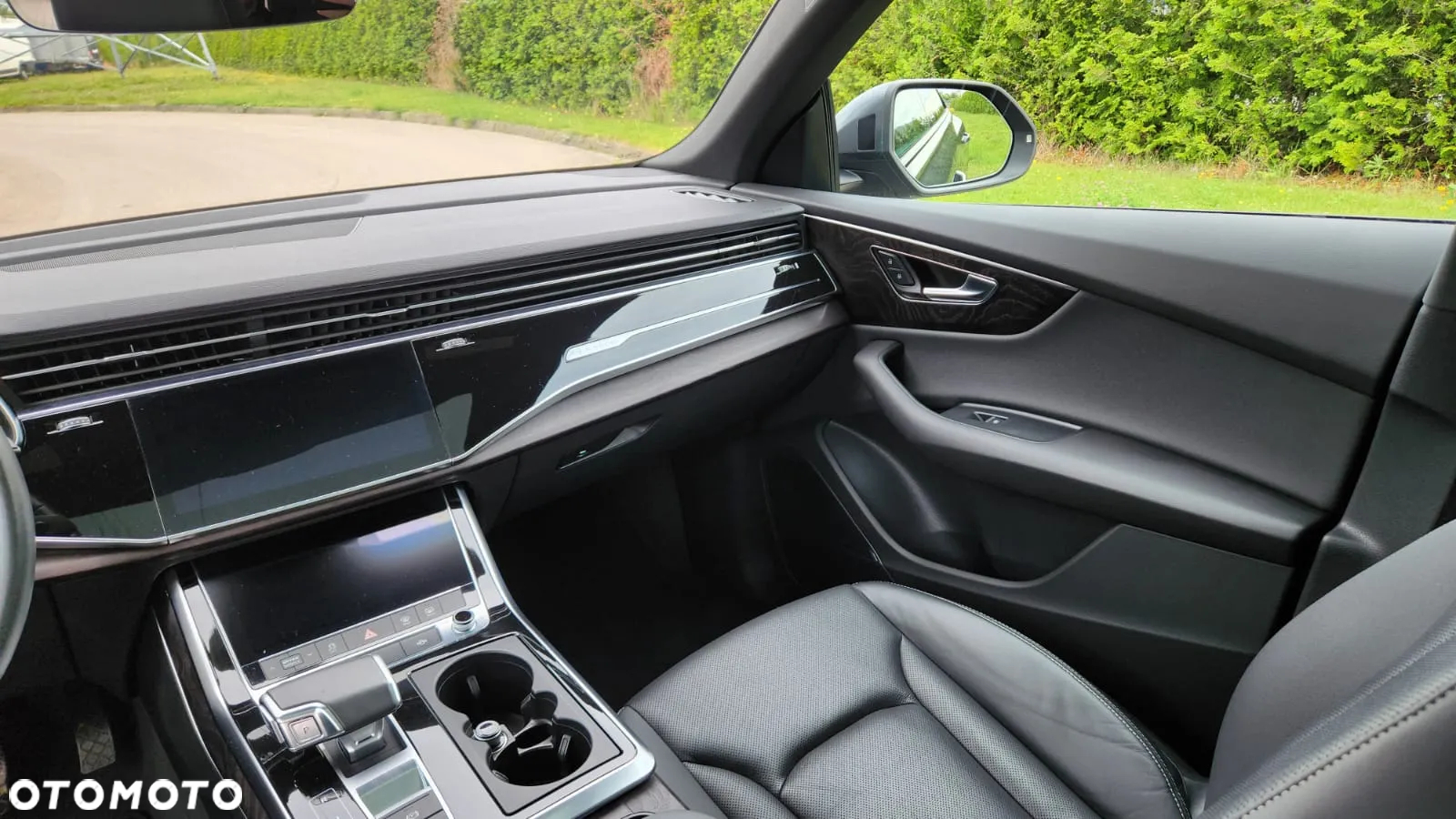 Audi Q8 55 TFSI quattro tiptronic - 23