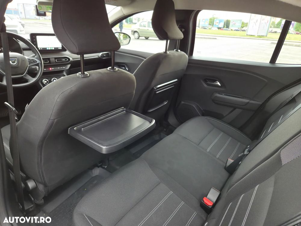 Dacia Logan TCe 90 CVT Expression - 8