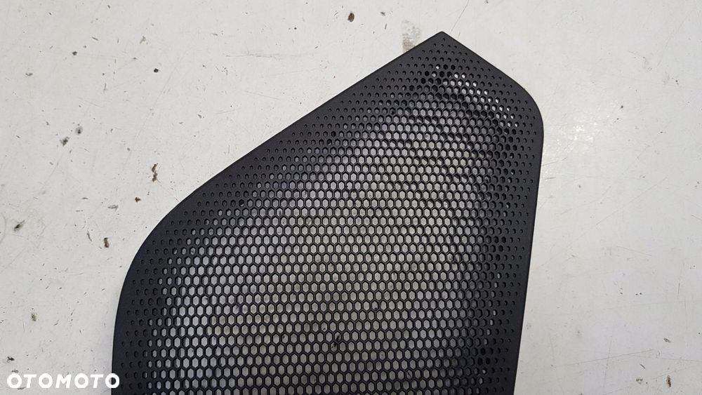 kratka głośnika prawa Porsche Taycan - 4