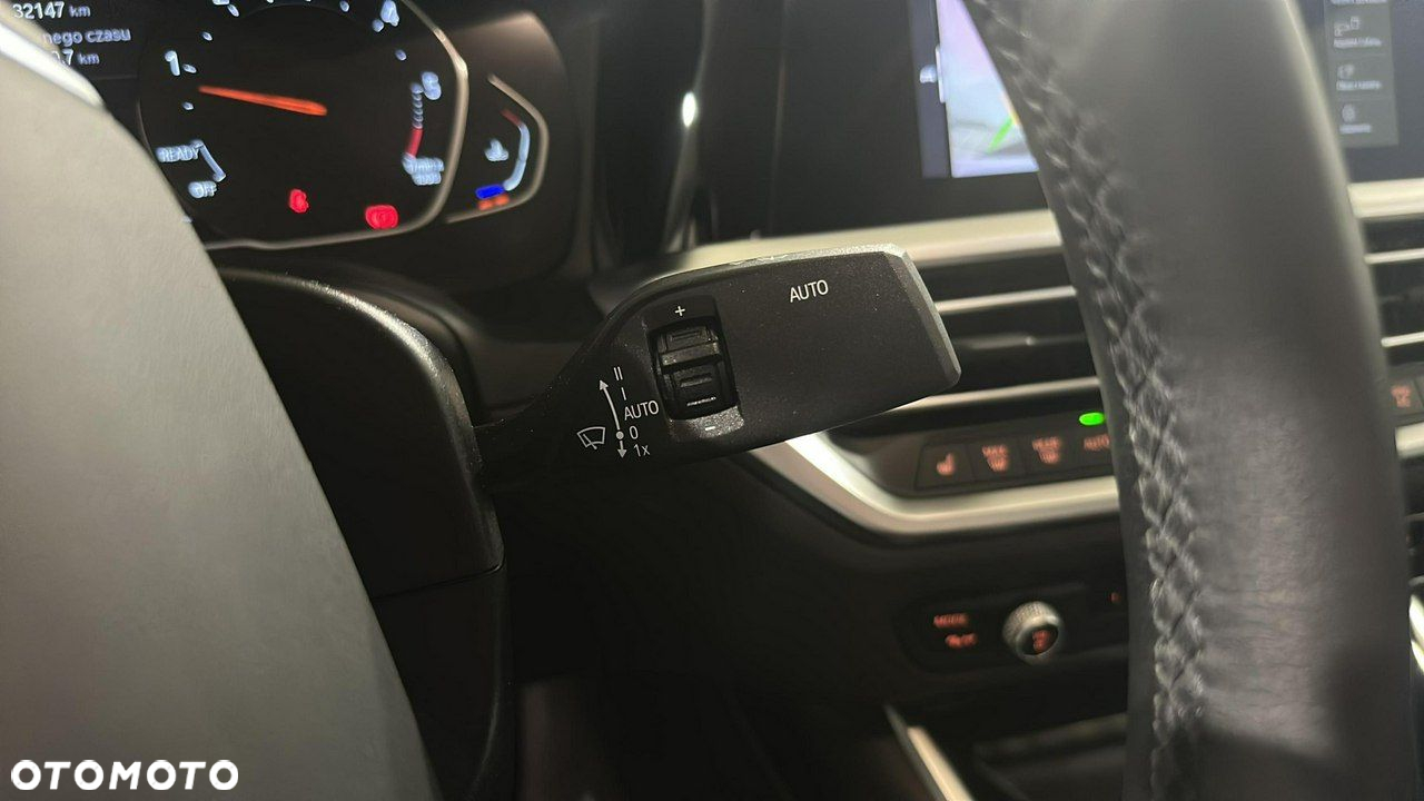 BMW Seria 3 - 25