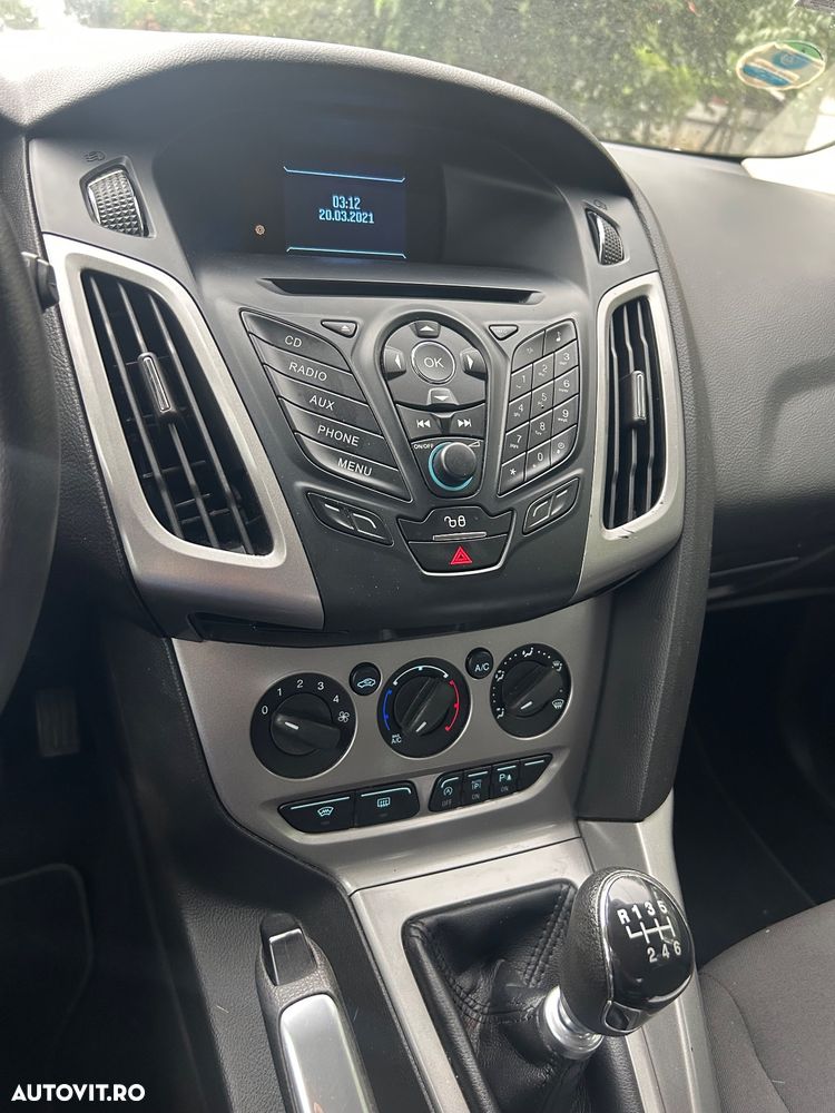 Ford Focus Turnier 1.0 EcoBoost Start-Stopp-System Business Edition - 7