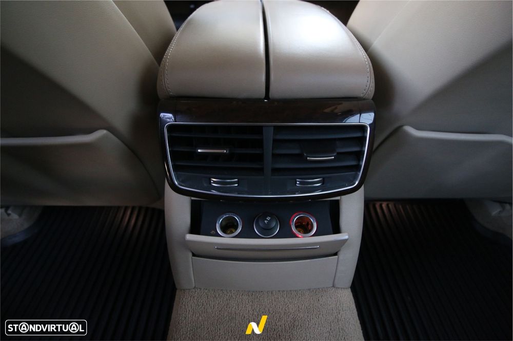 Audi A8 3.0 TDI V6 quattro Clean Diesel Exclusive - 28
