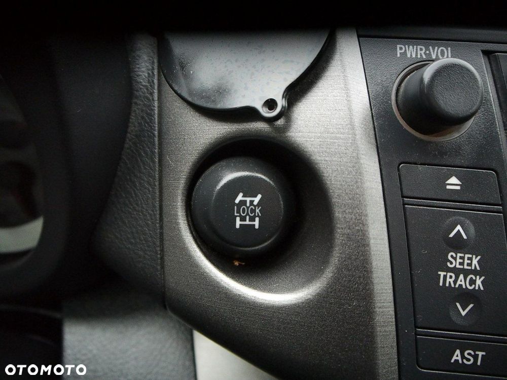 Toyota RAV4 2.2 D-4D 4x4 Sol - 30