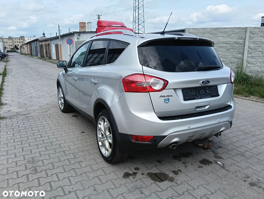Ford Kuga 2.0 TDCi 4x4 Titanium - 12