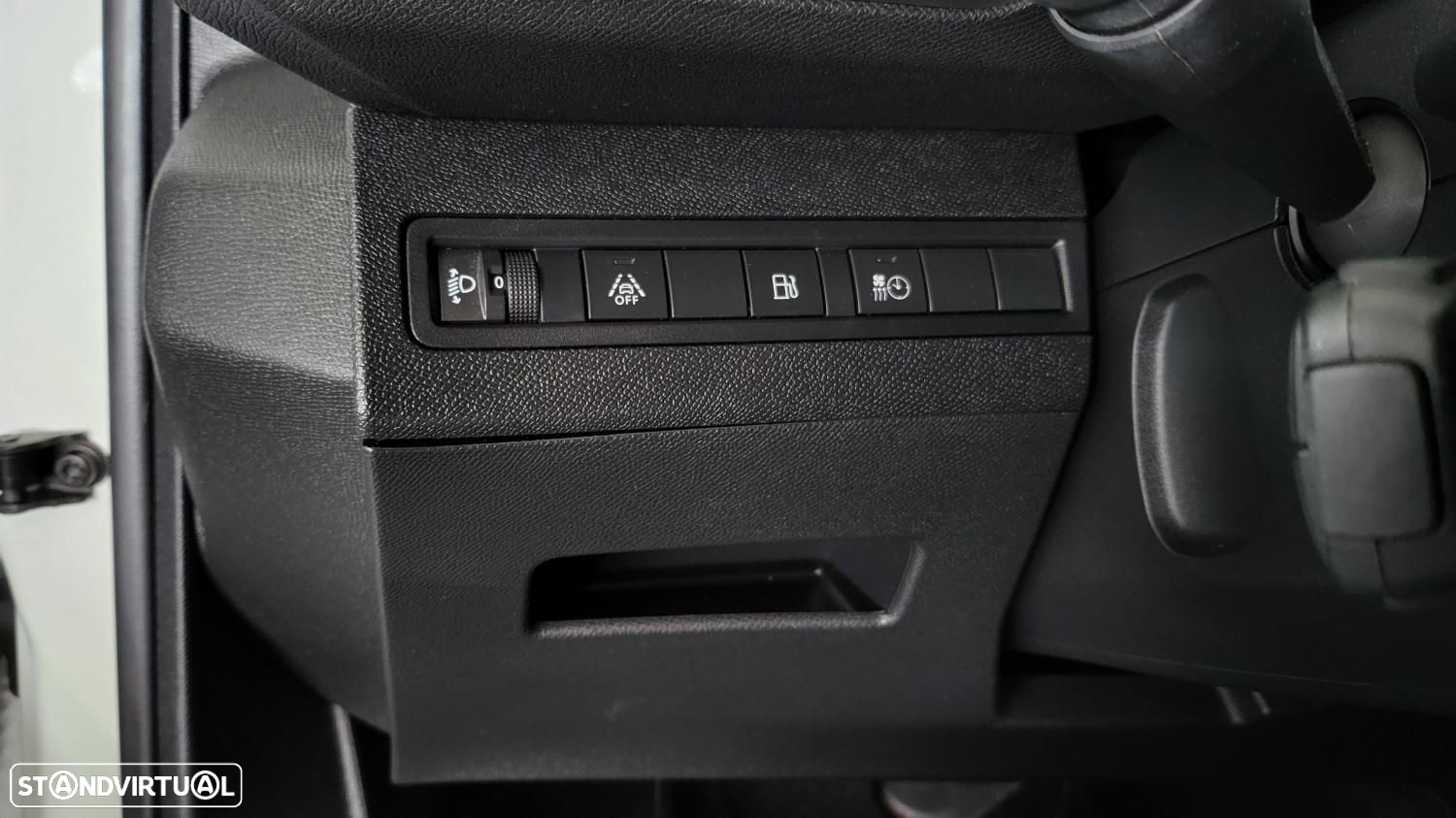 Peugeot 3008 1.6 Hybrid Allure e-EAT8 - 12