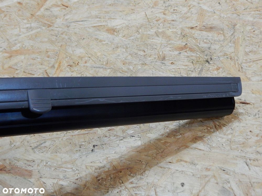 vw t5 caravelle roleta boczka okna lewa tył 7h5861329a - 4