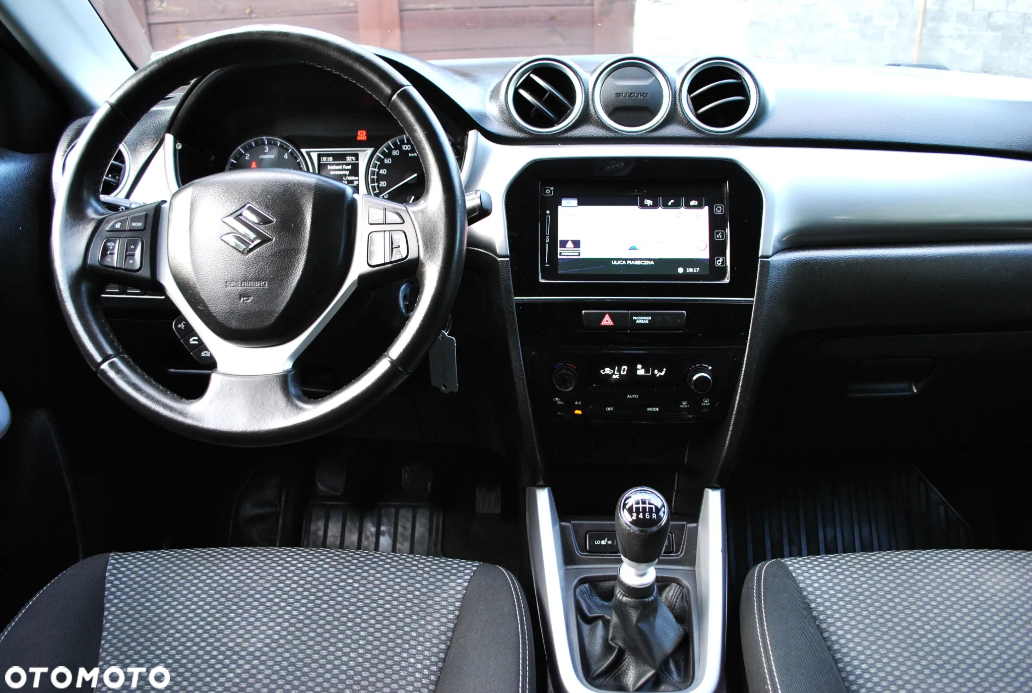 Suzuki Vitara 1.6 DDiS (4x2) Comfort+ - 13
