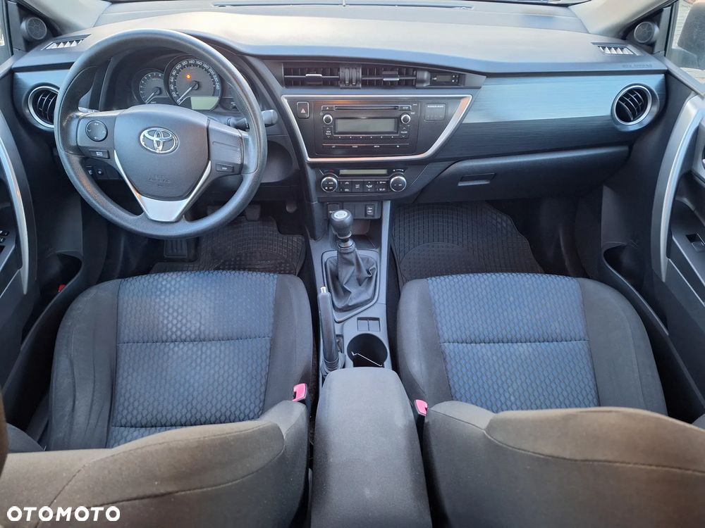 Toyota Auris 1.6 Dynamic - 9