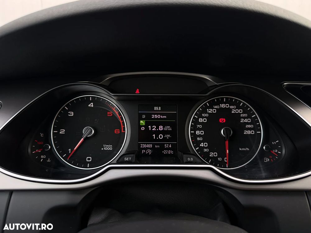 Audi A4 Limuzina 2.0 TDI DPF multitronic Attraction - 12