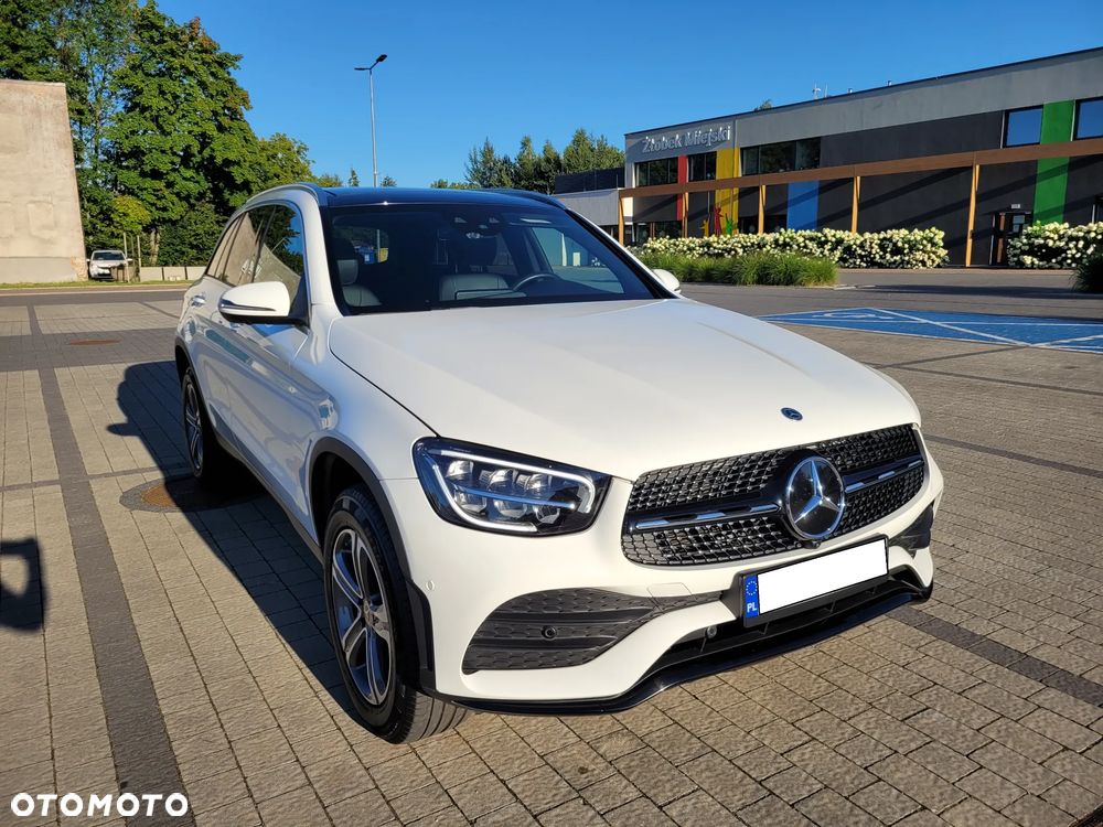 Mercedes-Benz GLC 300 4Matic 9G-TRONIC - 4