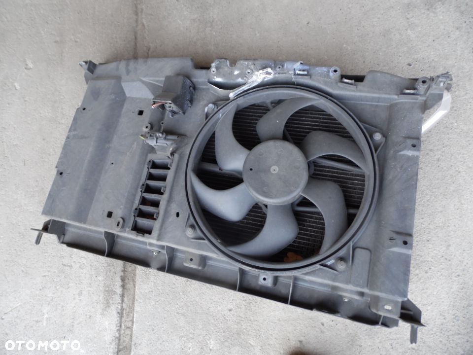 chłodnica wentylator chłodnicy komplet Citroen C4 I HB 1.6b - 5