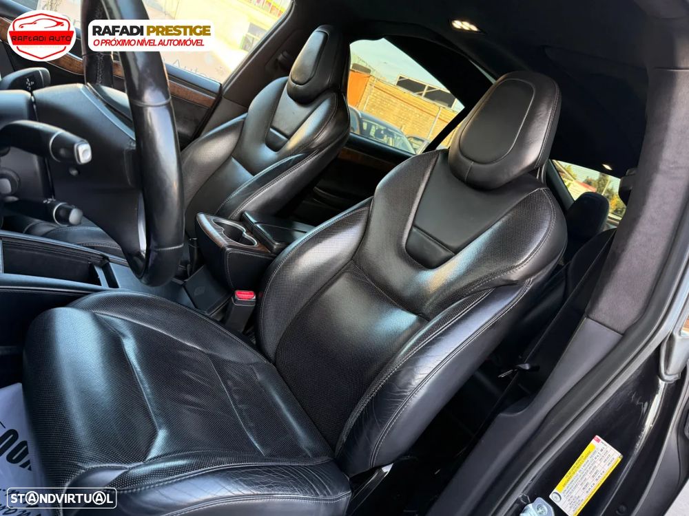 Tesla Model X P90D AWD - 13