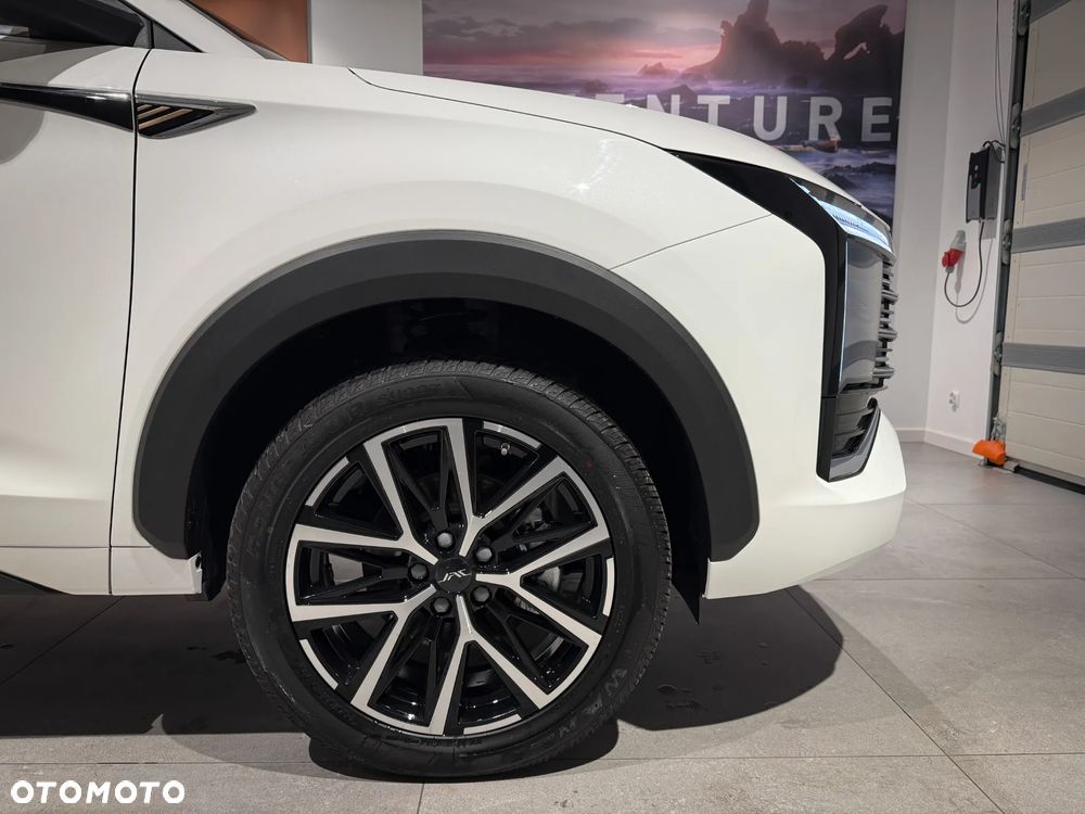JAC JS8 - 11