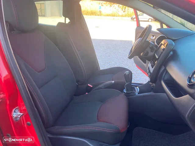 Renault Clio 0.9 TCE GT Line - 32