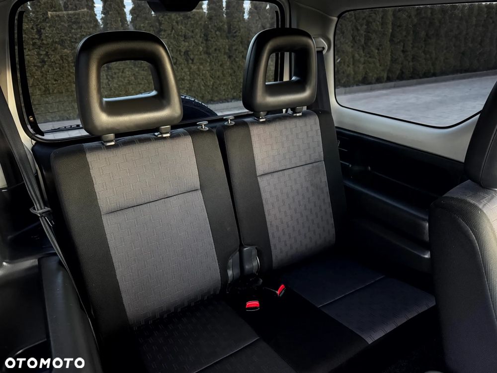 Suzuki Jimny - 11