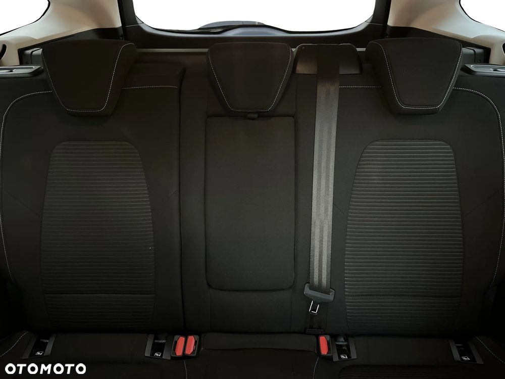 Ford Focus 1.5 EcoBlue Titanium X - 27