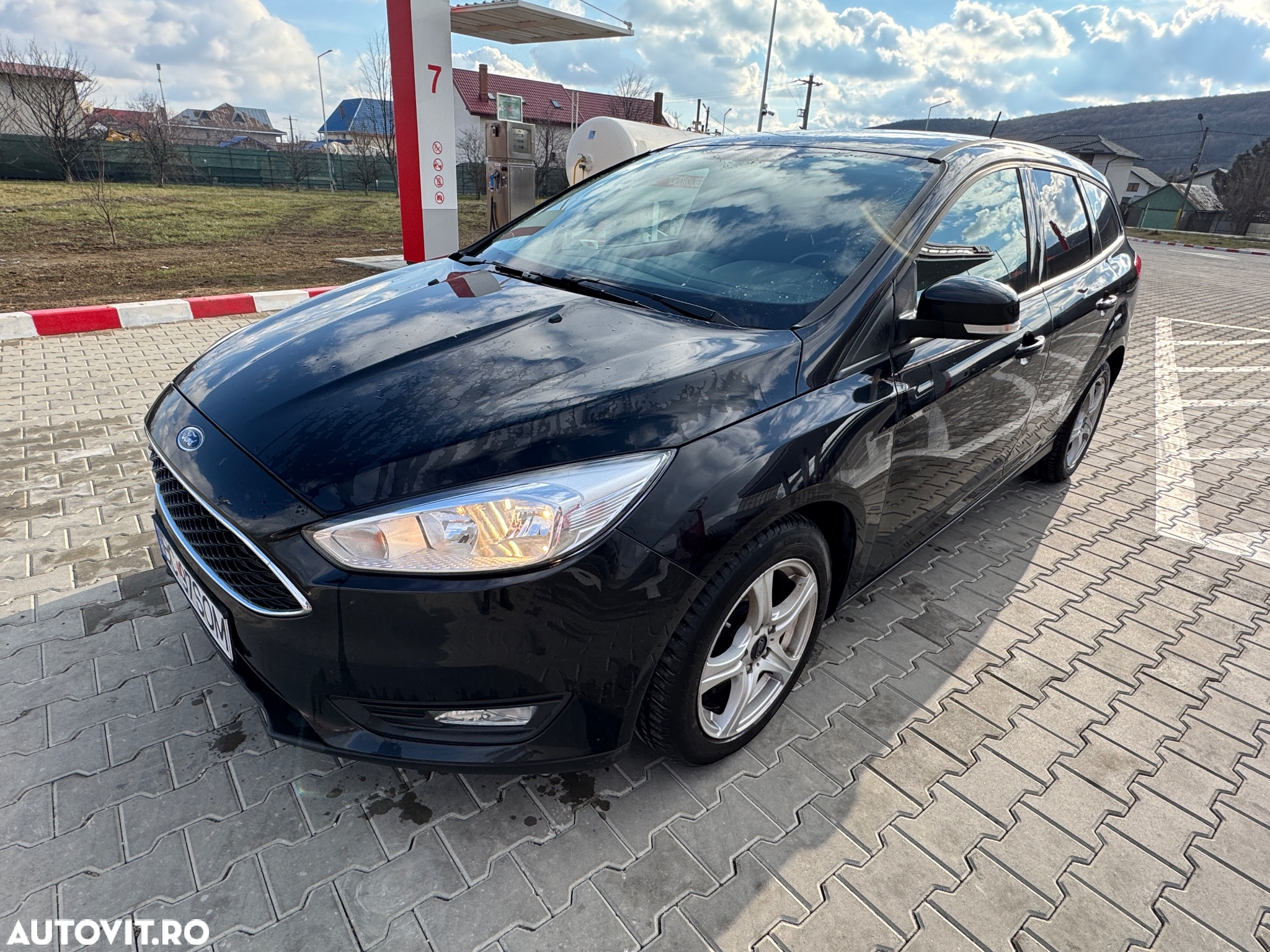 Ford Focus - 10