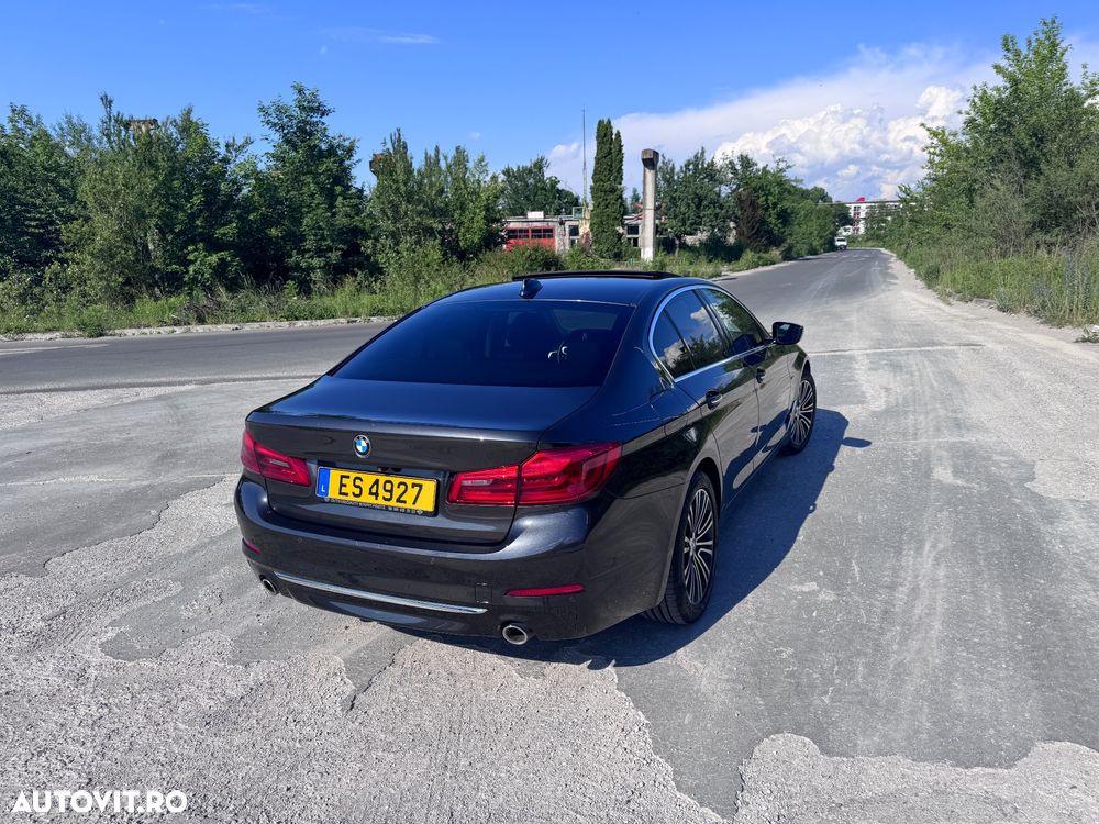 BMW Seria 5 520d xDrive Aut. Luxury Line - 4