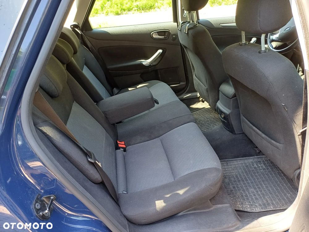 Ford Mondeo Turnier 2.0 TDCi Trend - 11