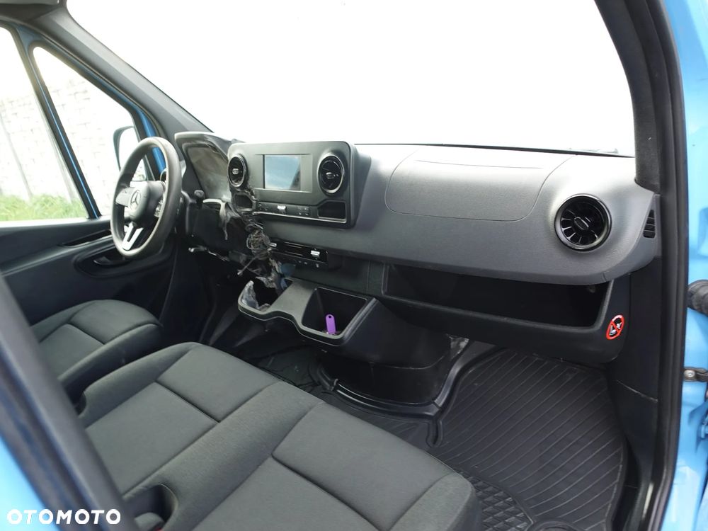 Mercedes-Benz sprinter - 9
