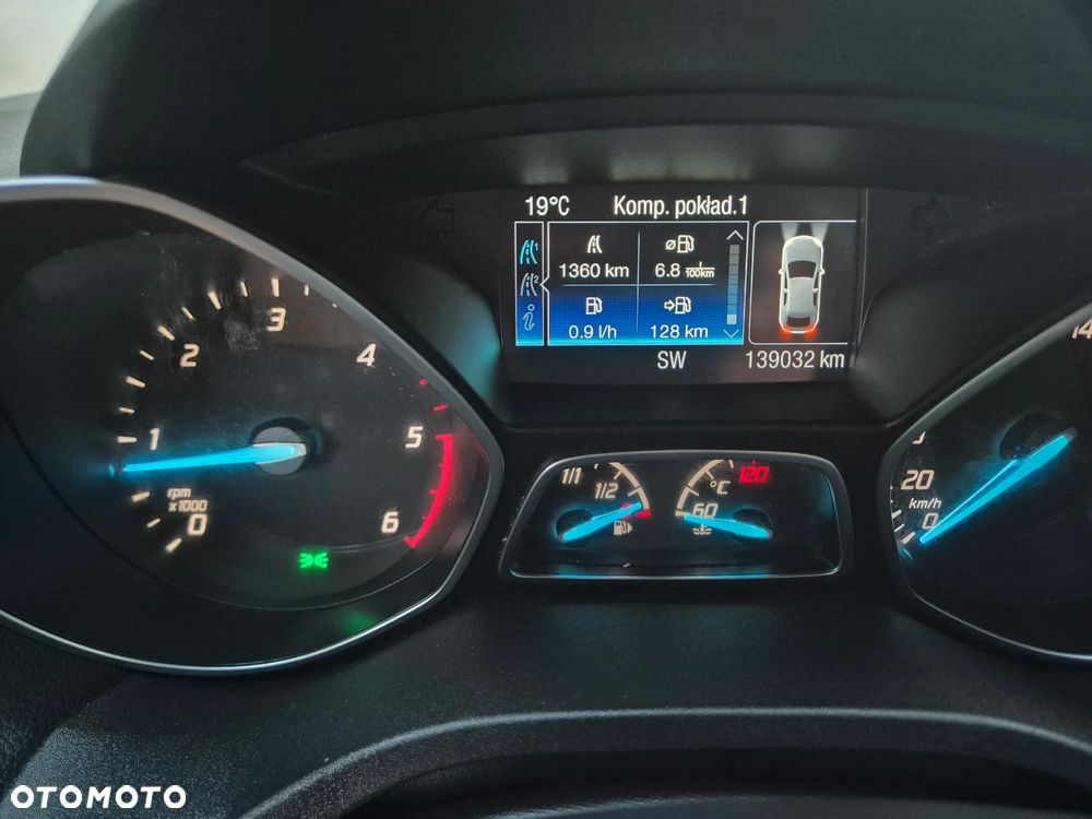 Ford Kuga 2.0 TDCi 2x4 Titanium - 25