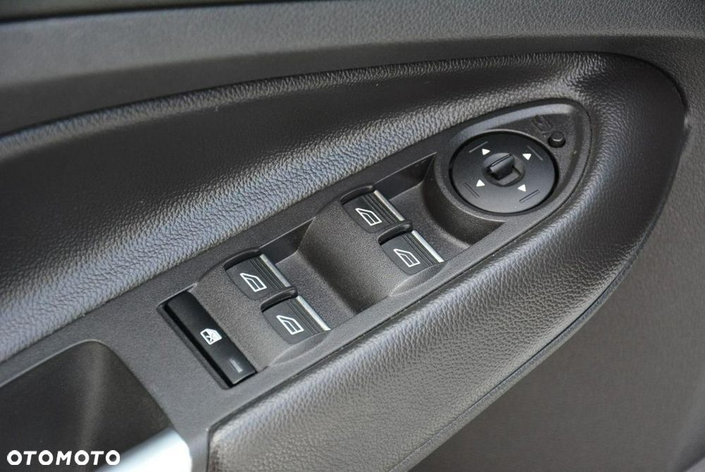 Ford Kuga 1.5 EcoBoost 2x4 ST-Line - 35