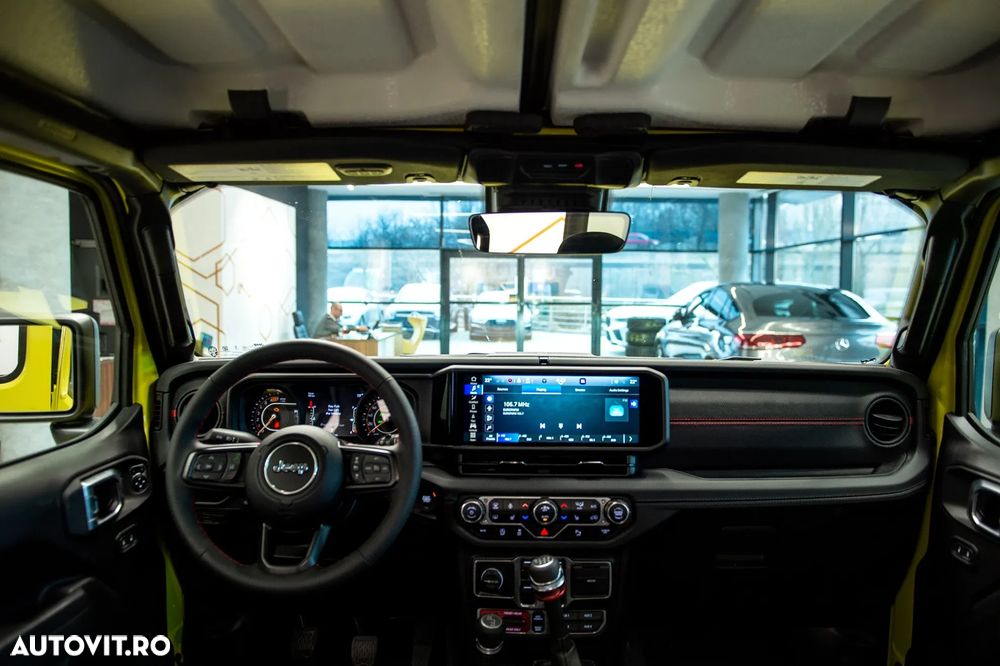 Jeep Wrangler - 35