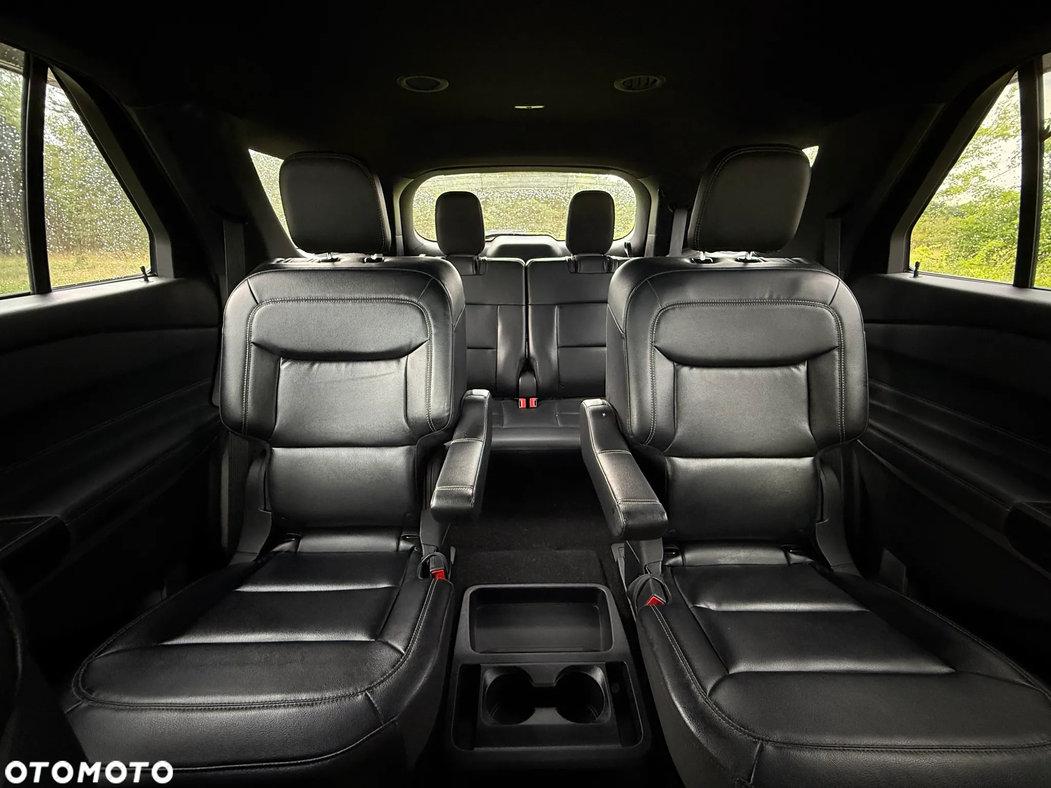 Ford Explorer - 15