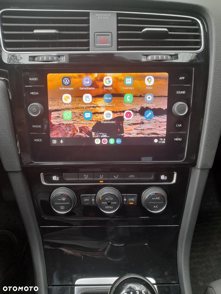 Volkswagen Golf VII 1.6 TDI BMT Comfortline - 11
