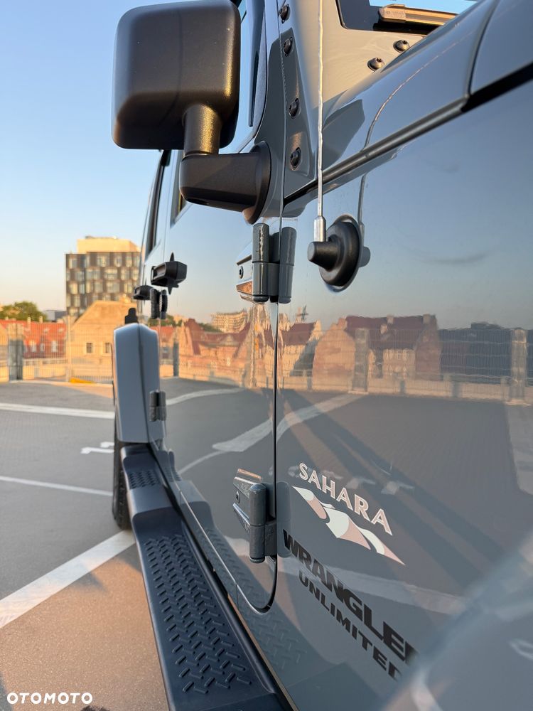 Jeep Wrangler 3.6 Unlim Sahara - 13