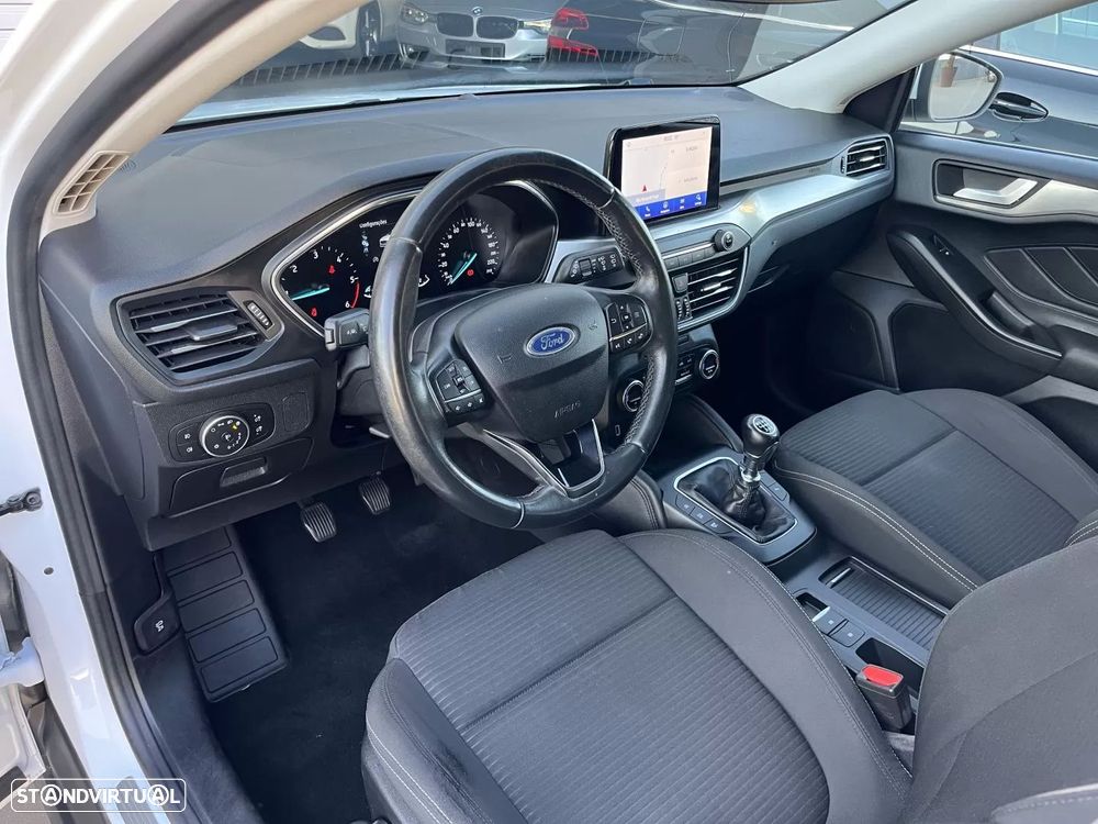 Ford Focus SW 1.5 EcoBlue S&S TITANIUM DESIGN - 25