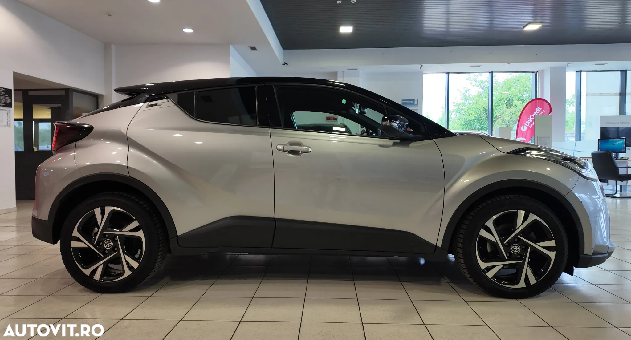 Toyota C-HR 1.8 HSD 122 CP 4x2 CVT C-ult Style bi-tone - 8