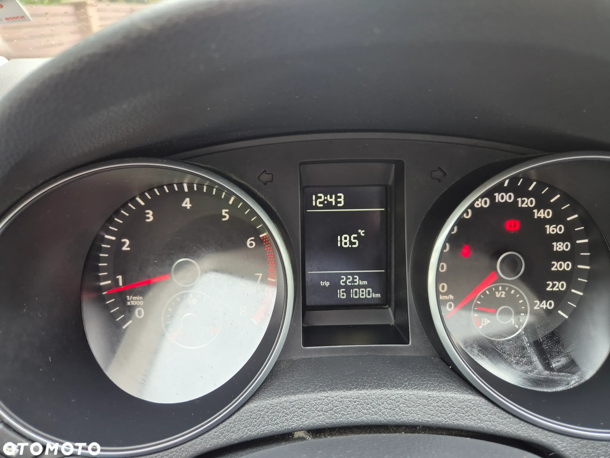 Volkswagen Golf - 17