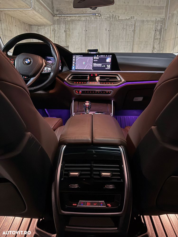 BMW X5 xDrive45e - 8