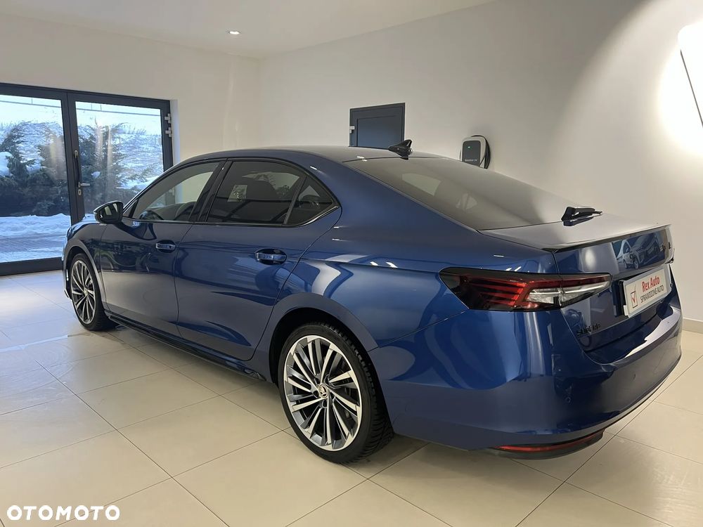 Skoda Superb 2.0 TDI SCR 4x4 Sportline DSG - 6