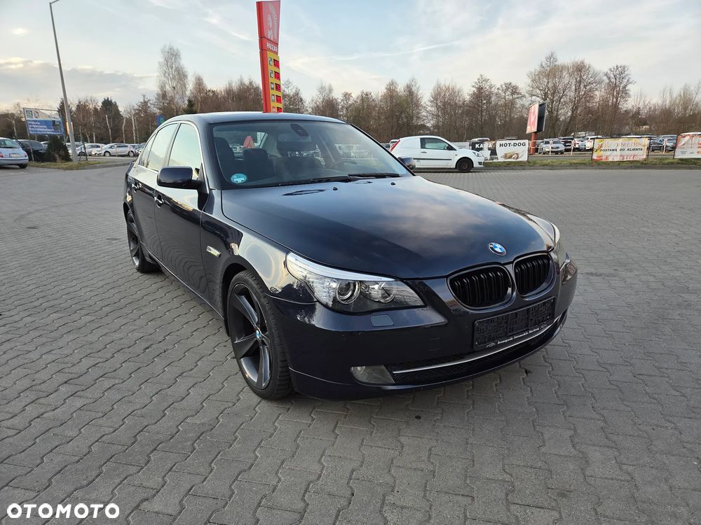 BMW Seria 5 523i - 17