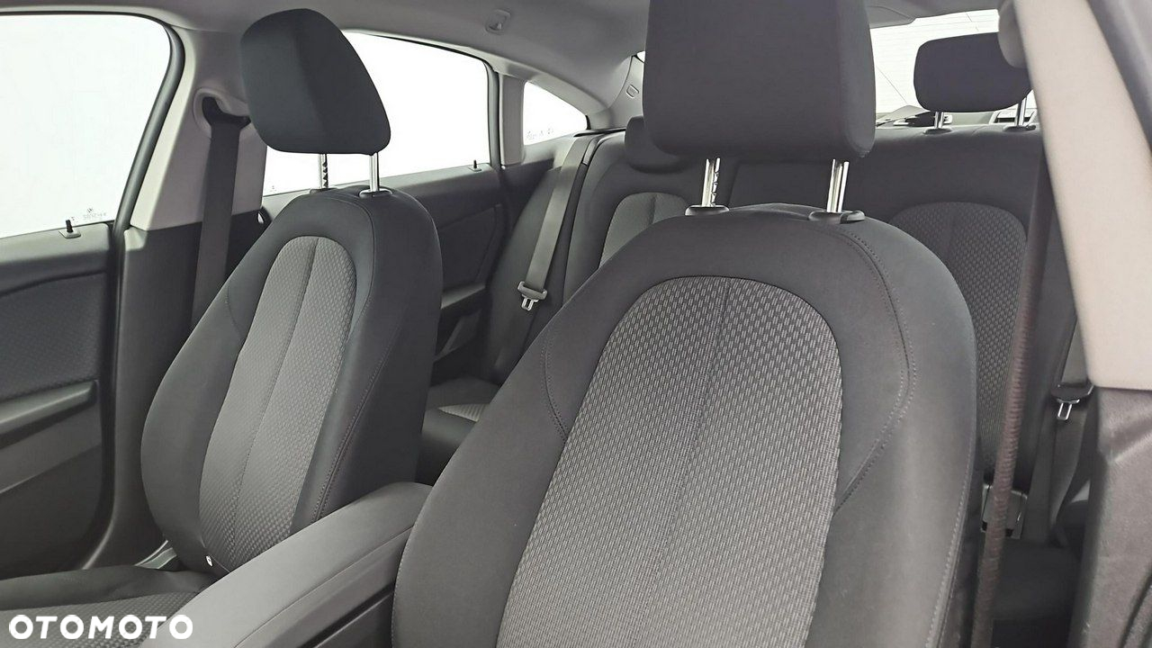 BMW Seria 2 - 11