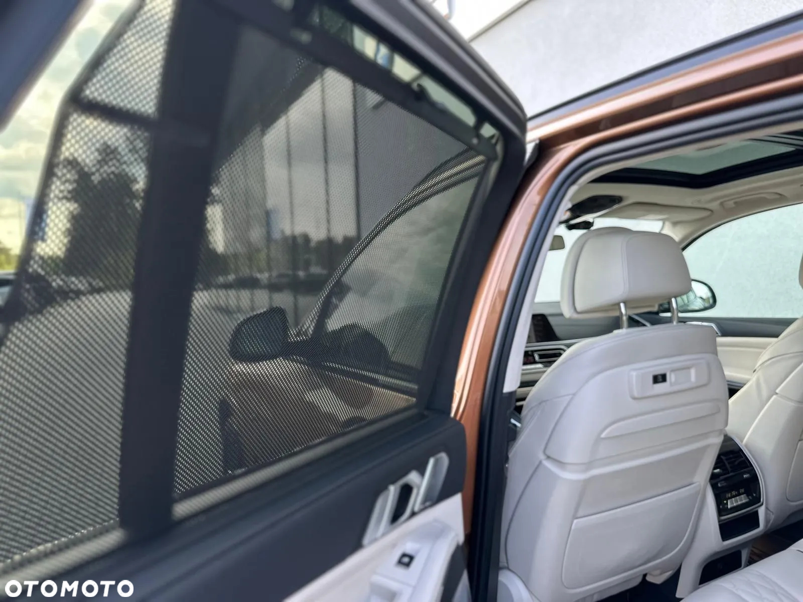 BMW X5 M M50i - 17