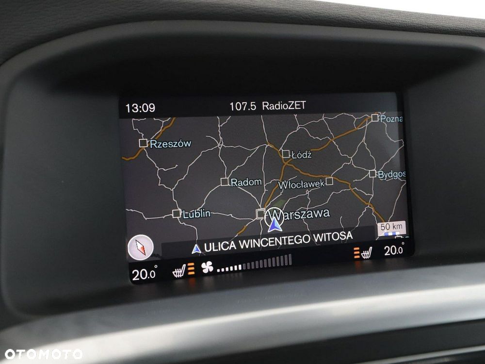 Volvo V60 D2 Summum - 25