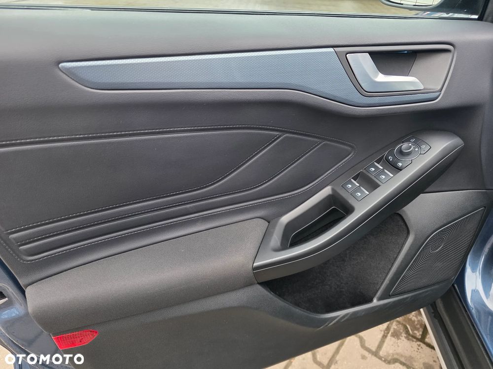 Ford Focus 1.0 EcoBoost mHEV Active Design - 29