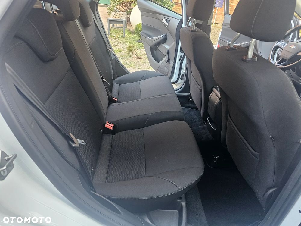 Ford Focus 1.5 TDCi DPF Start-Stopp-System Titanium - 13