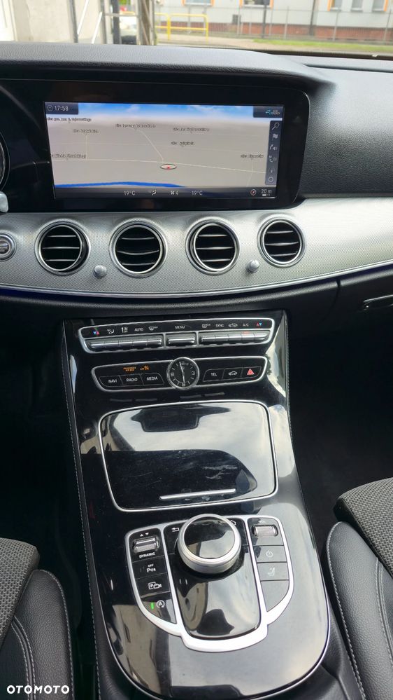 Mercedes-Benz Klasa E 220 d 9G-TRONIC Avantgarde - 8