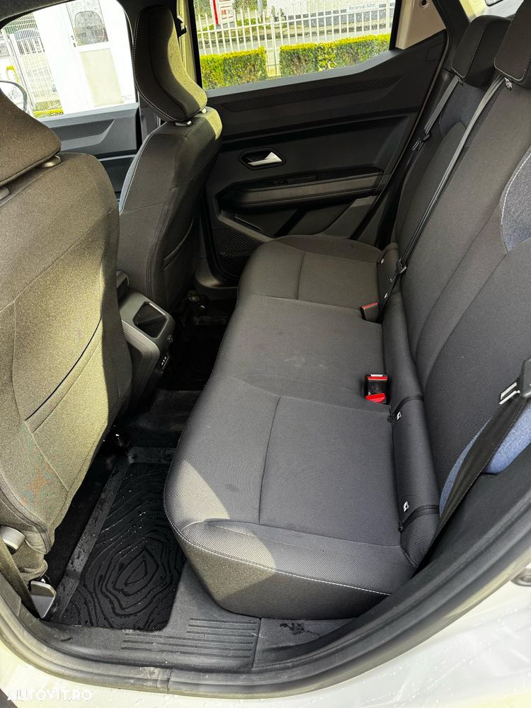 Dacia Duster HEV 140 Journey - 9