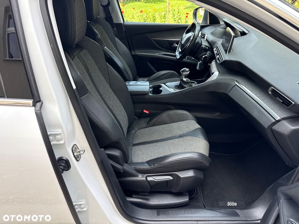 Peugeot 3008 BlueHDi 120 Stop & Start Allure - 19