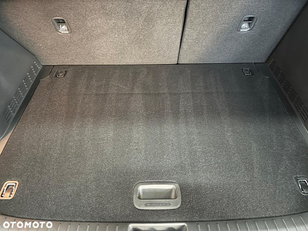 Hyundai Kona Select - 12