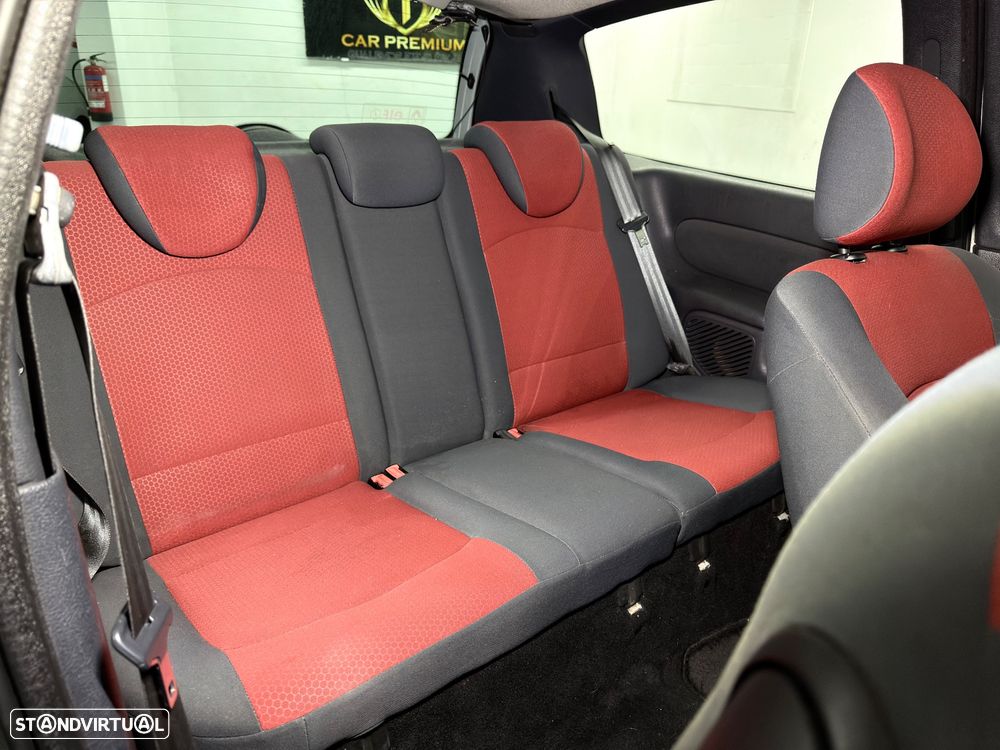 Renault Clio 1.2 16V Billabong - 8