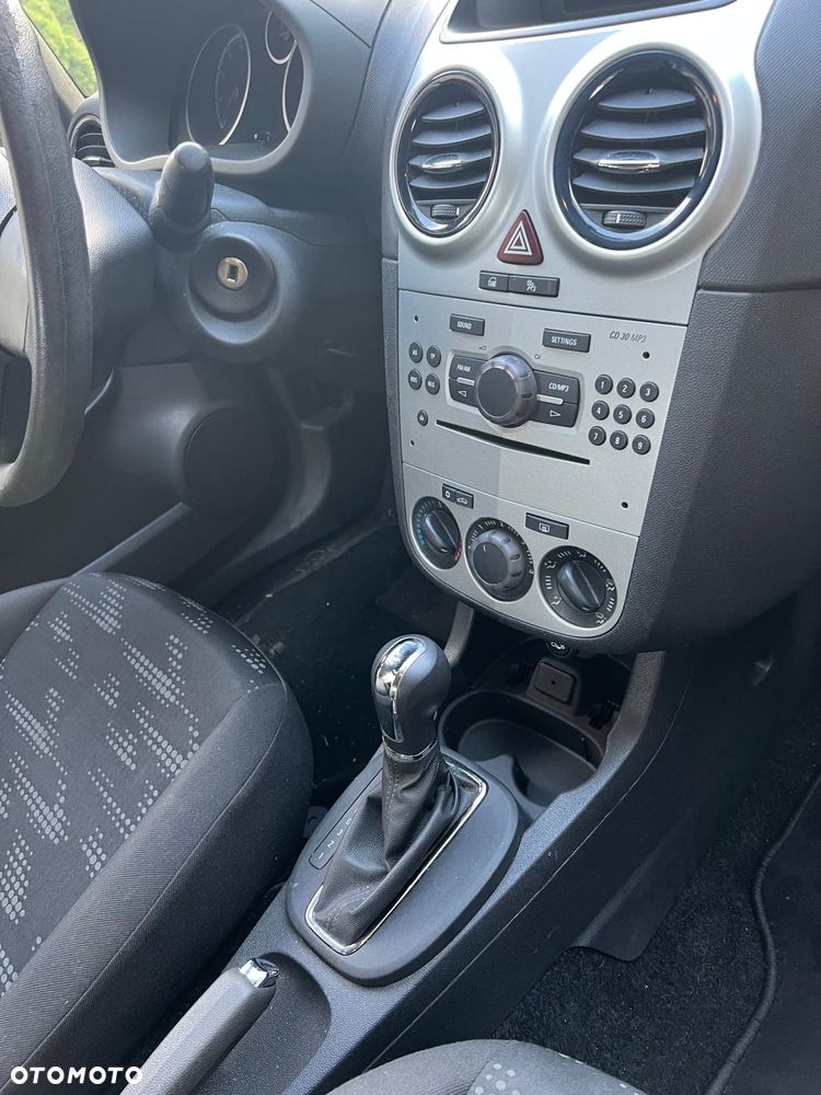 Opel Corsa - 4